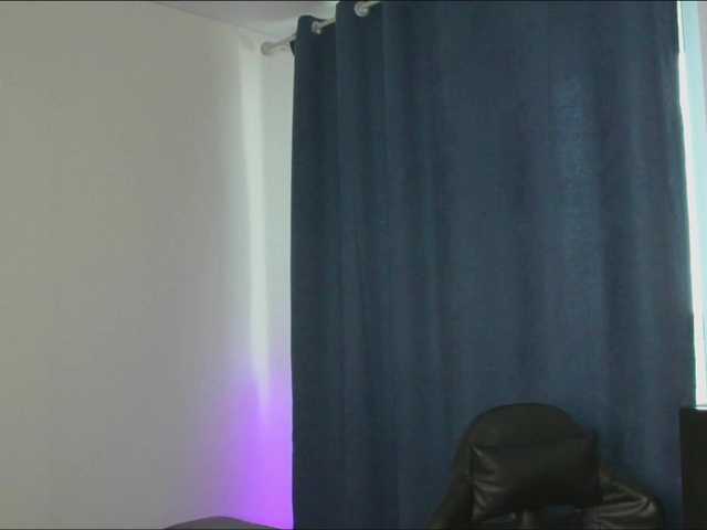 MiaSweetti live cam on BongaCams