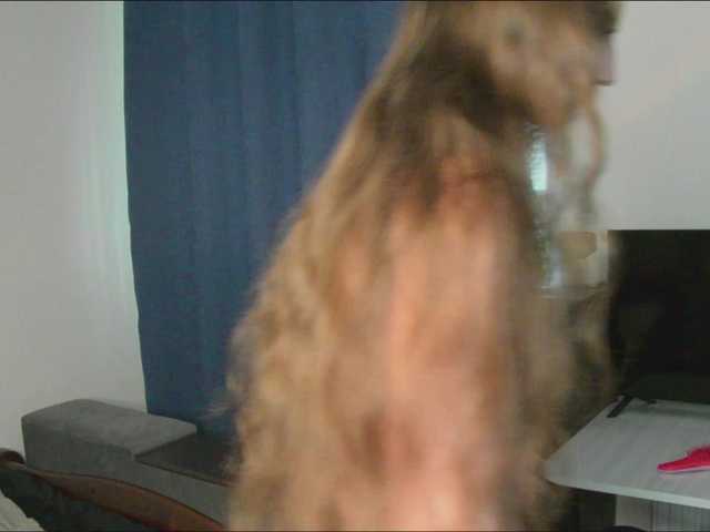 MiaSweetti live cam on BongaCams
