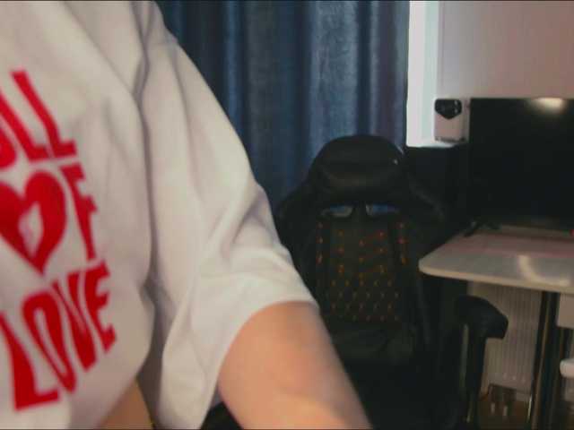 MiaSweetti live cam on BongaCams