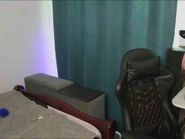Modella: MiaVale1