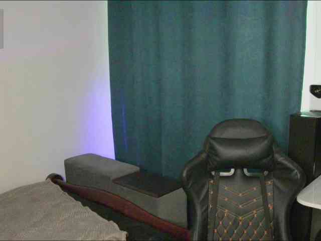 Modella: MiaVale1