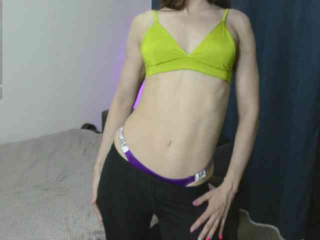 Modella: MiaVale1