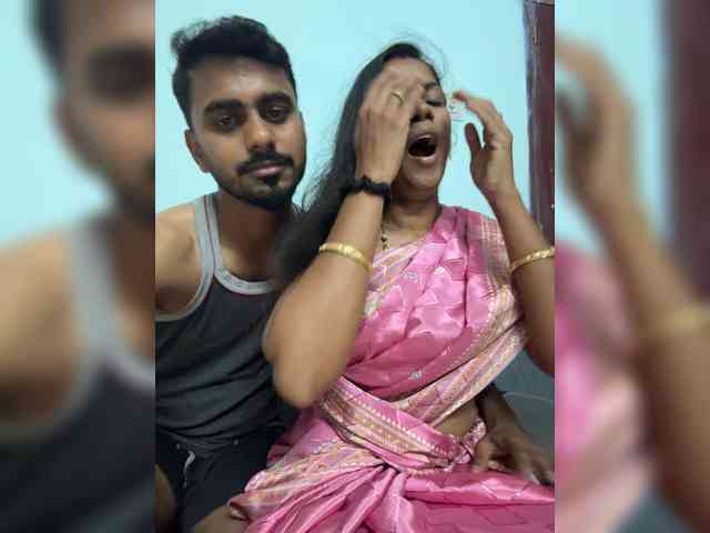 Indian_Sexy_Couple webcam