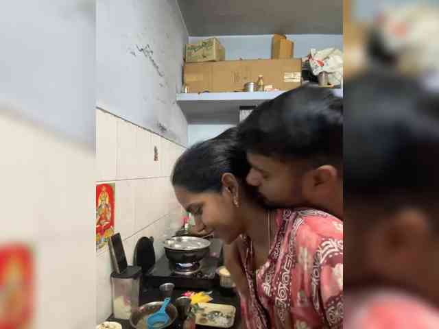 Indian_Sexy_Couple