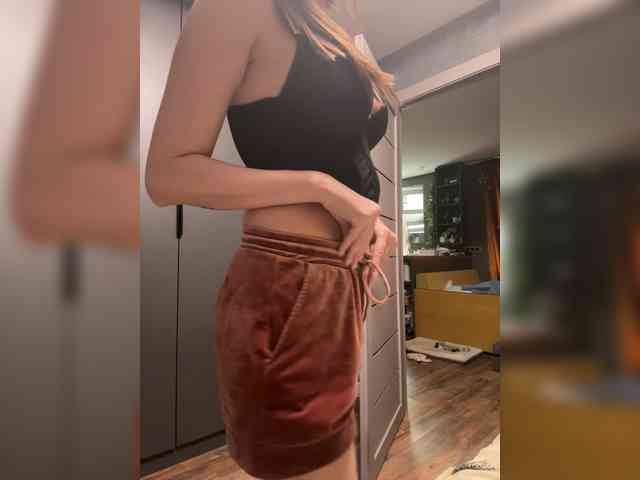 RebeccaMore webcam
