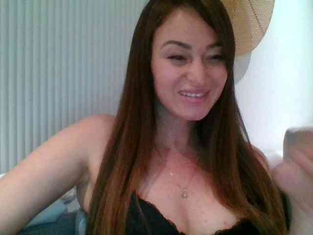 RebeccaMore webcam