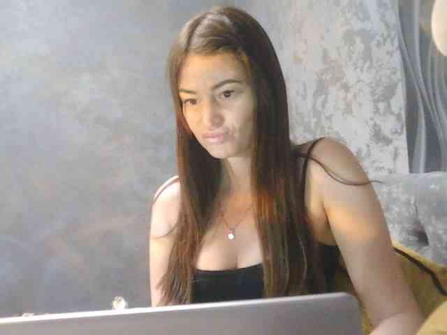 RebeccaMore webcam