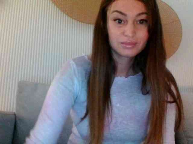 RebeccaMore webcam