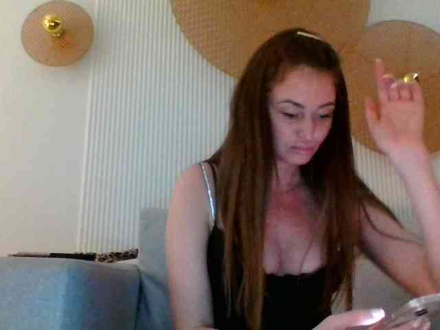 RebeccaMore webcam