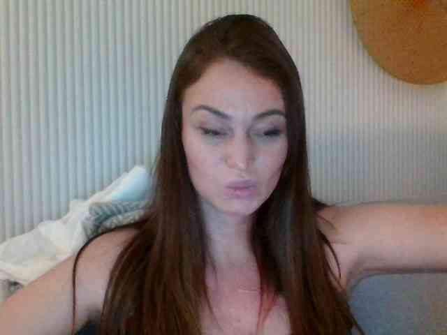 RebeccaMore webcam