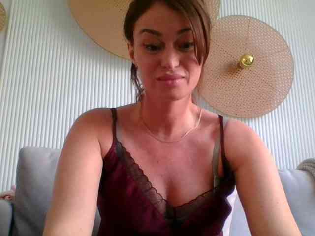 RebeccaMore webcam