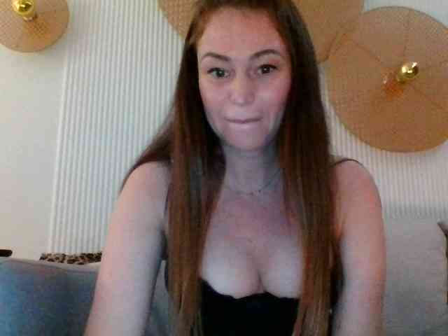 RebeccaMore webcam