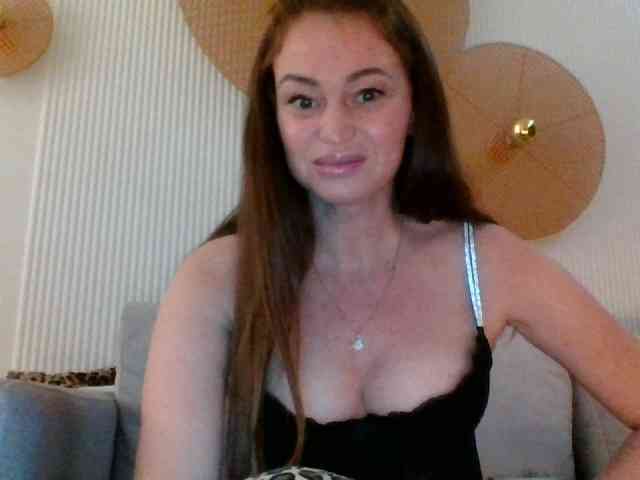 RebeccaMore webcam