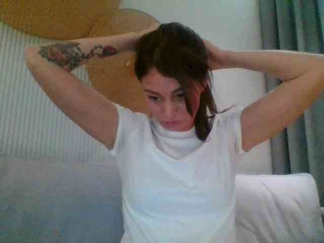 RebeccaMore webcam
