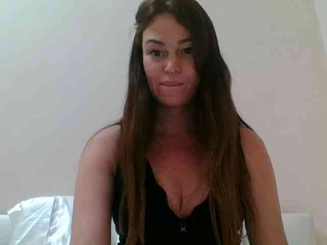 RebeccaMore webcam