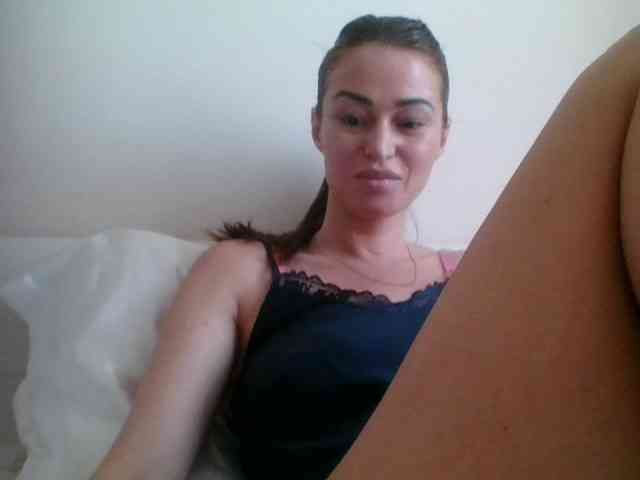 RebeccaMore webcam