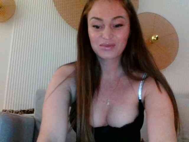 RebeccaMore webcam