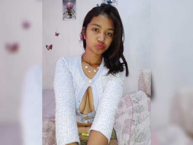 Valentina15 preview