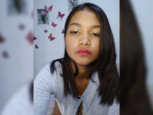 Valentina15 live cam on BongaCams