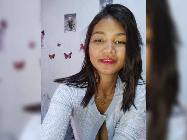 Valentina15 live cam on BongaCams
