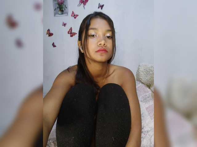 Valentina15 live cam on BongaCams