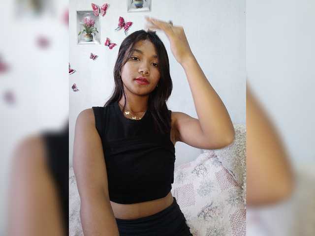 Valentina15 live cam on BongaCams