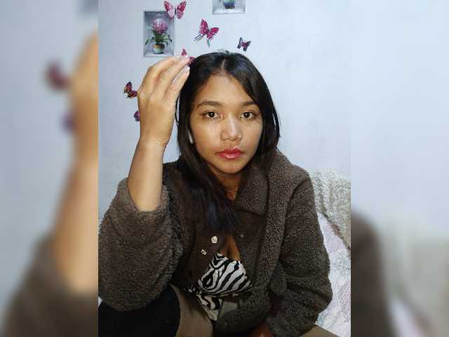 Valentina15 live cam on BongaCams