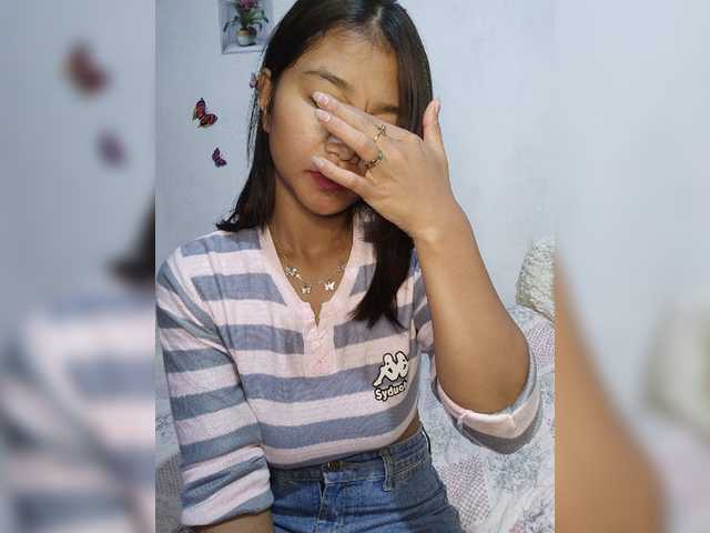 Valentina15 live cam on BongaCams