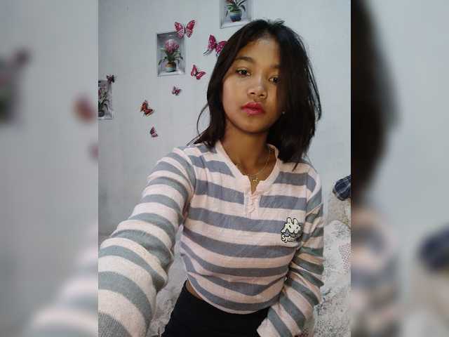 Valentina15 live cam on BongaCams