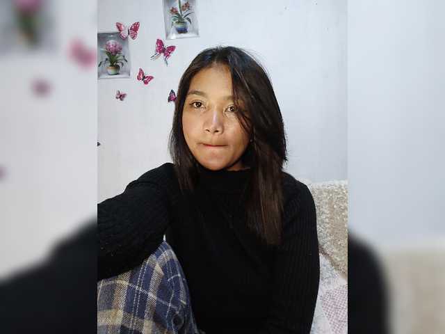 Valentina15 live cam on BongaCams