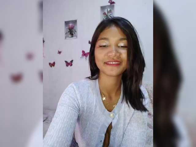 Valentina15 live cam on BongaCams