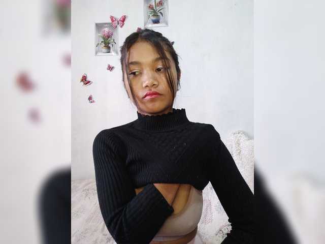 Valentina15 live cam on BongaCams