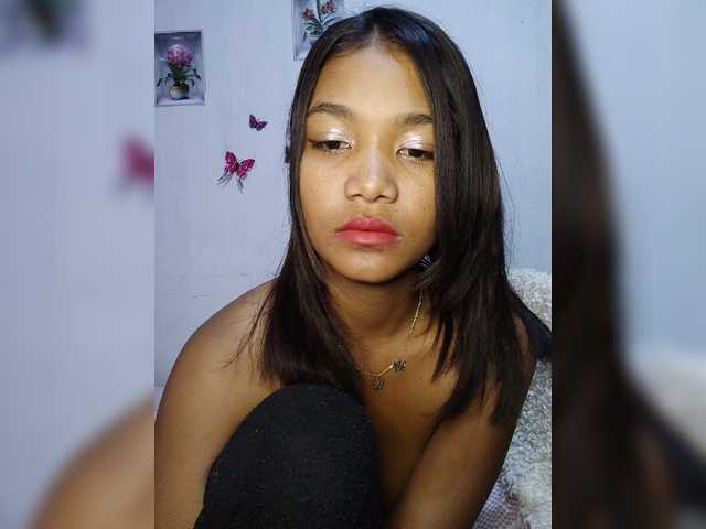 Valentina15 live cam on BongaCams