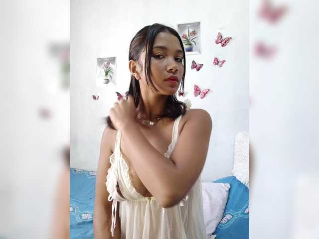 Valentina15 live cam on BongaCams