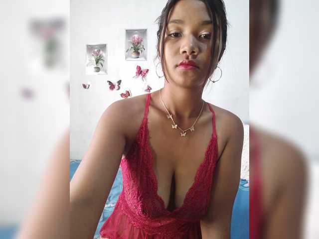 Valentina15 live cam on BongaCams
