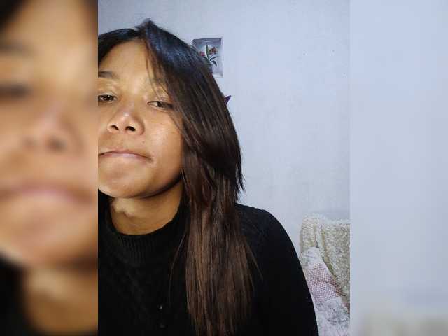 Valentina15 live cam on BongaCams