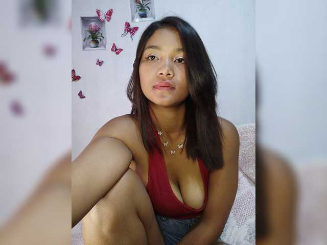 Valentina15 live cam on BongaCams