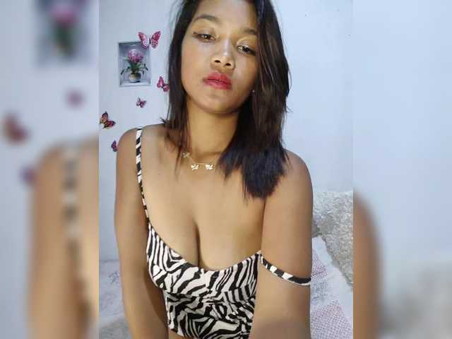 Valentina15 live cam on BongaCams