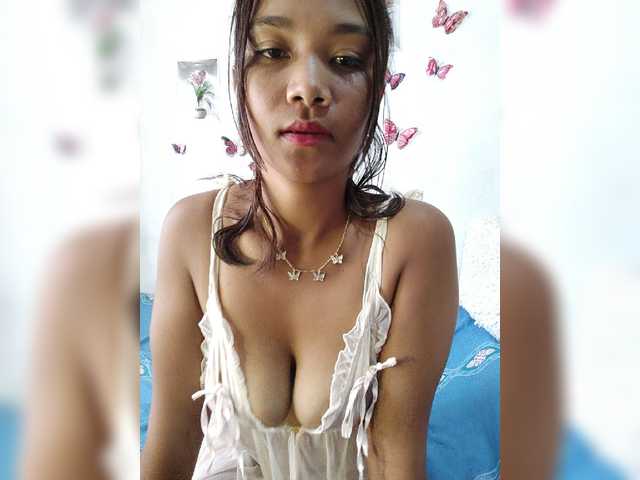 Valentina15 live cam on BongaCams