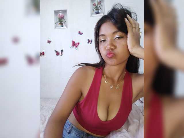 Valentina15 live cam on BongaCams