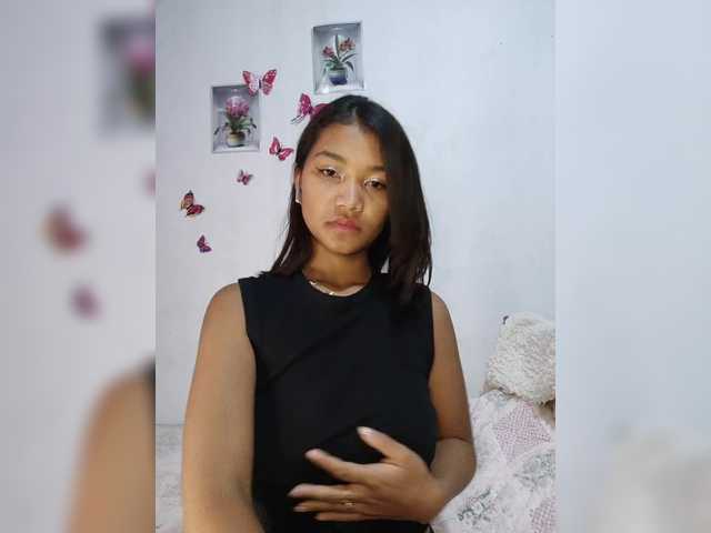 Valentina15 live cam on BongaCams