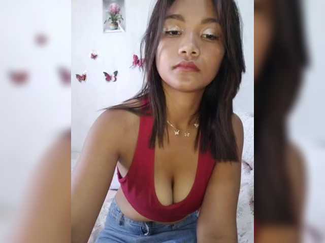 Valentina15 live cam on BongaCams