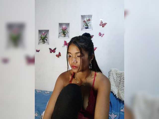 Valentina15 live cam on BongaCams