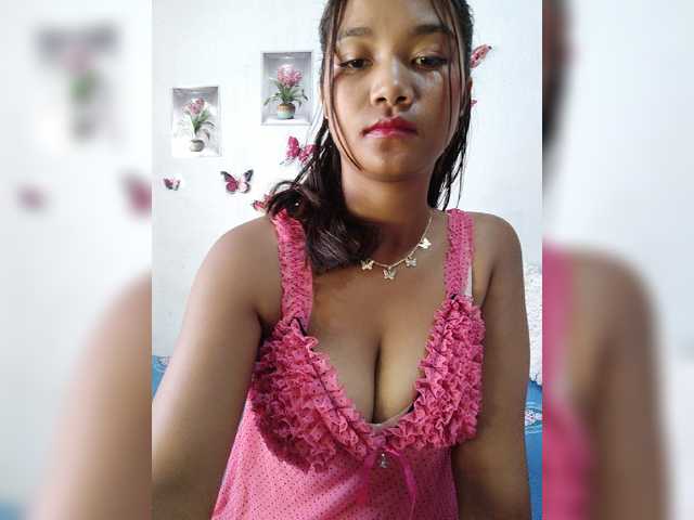Valentina15 live cam on BongaCams