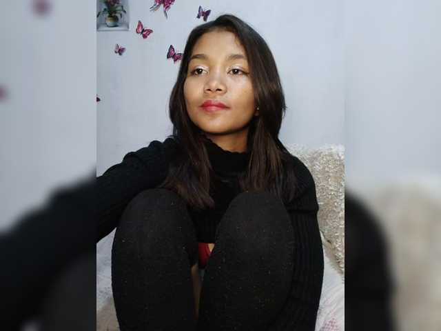 Valentina15 live cam on BongaCams