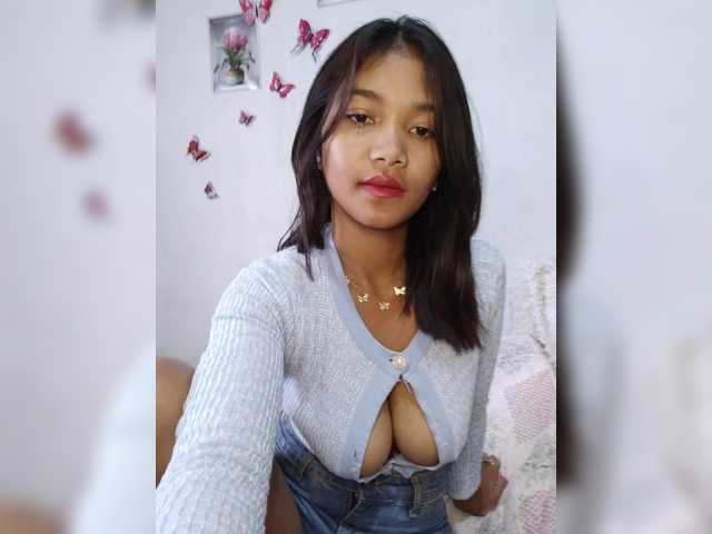 Valentina15 live cam on BongaCams