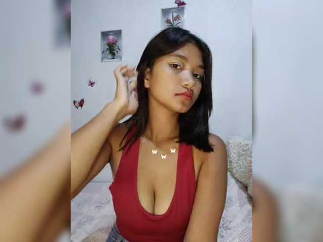 Valentina15 live cam on BongaCams
