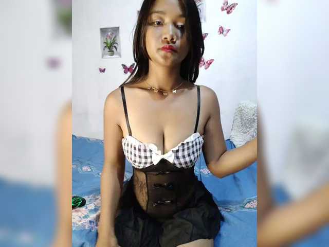 Valentina15 live cam on BongaCams
