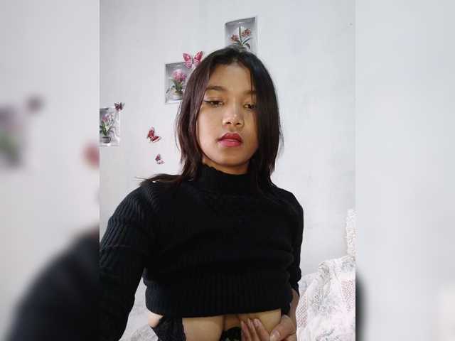 Valentina15 live cam on BongaCams