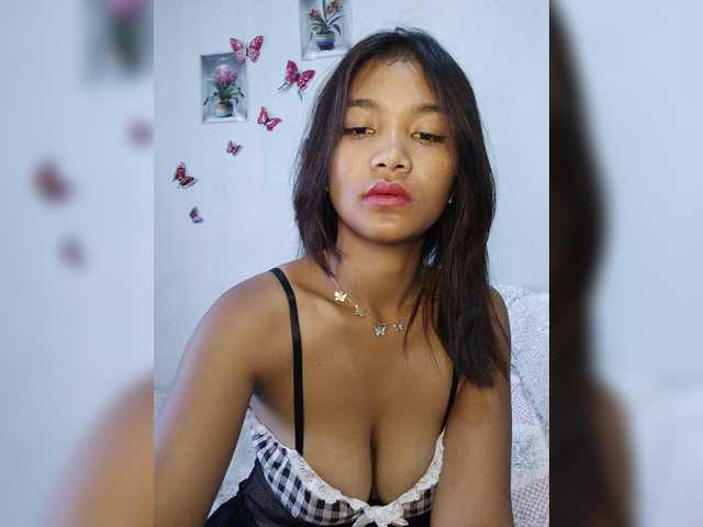 Valentina15 live cam on BongaCams